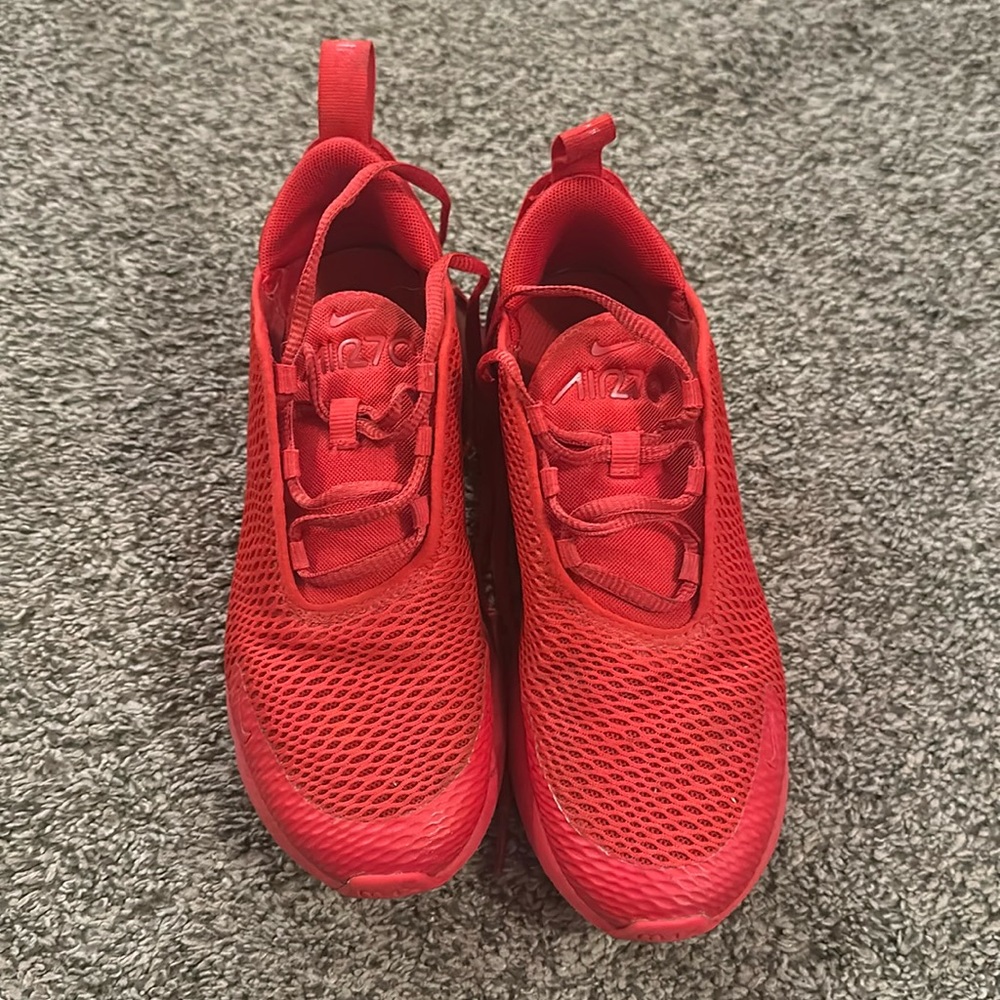 Kids air max 270 size 2 perfect condition